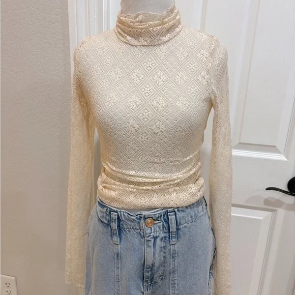 Free People Fired Opal Sheer Lace Mock Neck Long-Sleeve Top XS - Picture 2 of 8